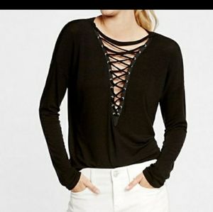 Express deep V black top